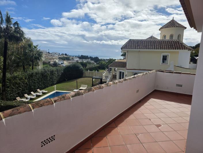 Image No.19-2 Bed Villa / Detached for sale