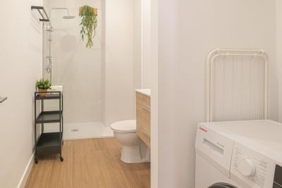 11-20939a0134ad724a8cb2a801094d15a4