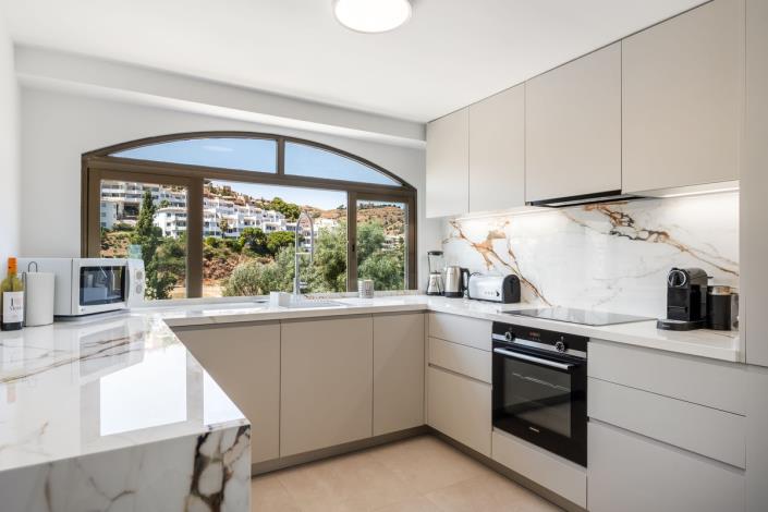 Image No.7-3 Bed Apartment for sale