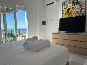 10-bb915d1cb19341576dcdc994b81ab9c5