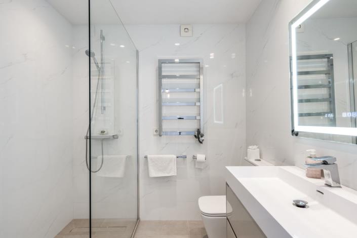 Image No.19-3 Bed Apartment for sale