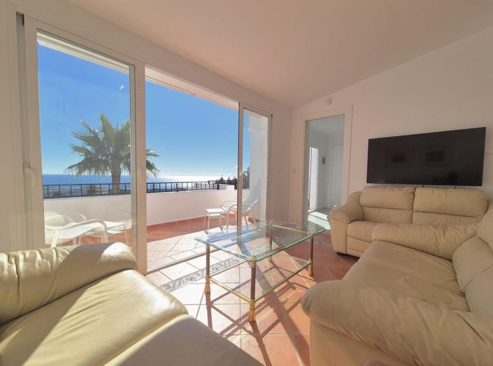 Image No.21-3 Bed Apartment for sale