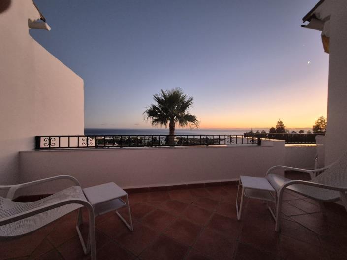 Image No.24-3 Bed Apartment for sale