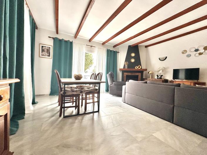 Image No.4-4 Bed Townhouse for sale