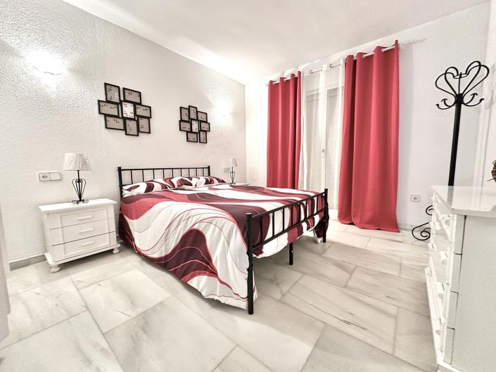 Image No.7-4 Bed Townhouse for sale