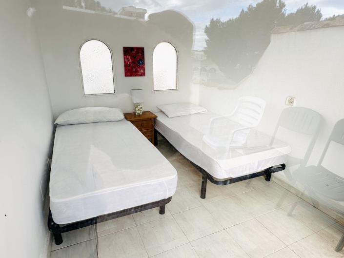 Image No.10-4 Bed Townhouse for sale