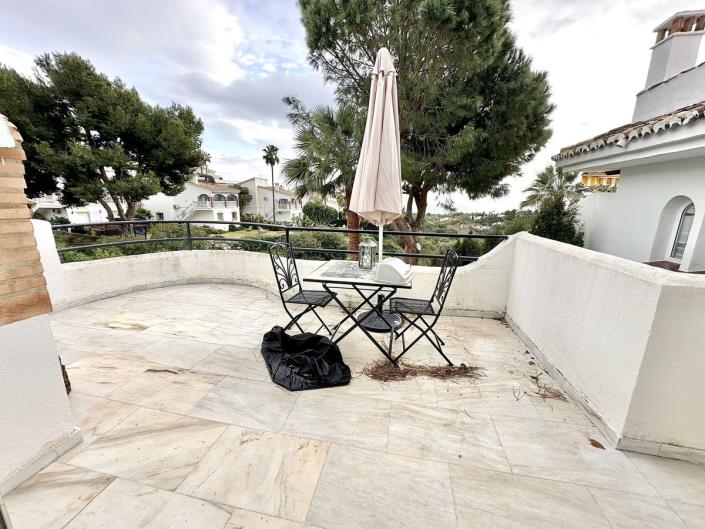 Image No.13-4 Bed Townhouse for sale