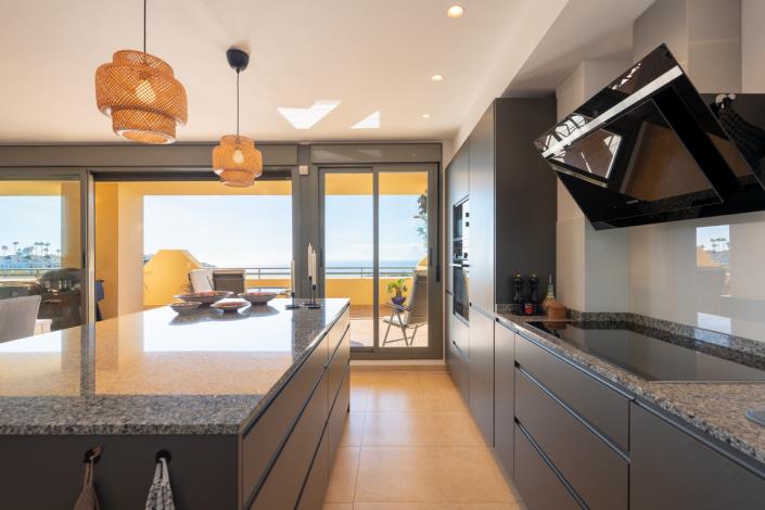 Image No.11-2 Bed Apartment for sale