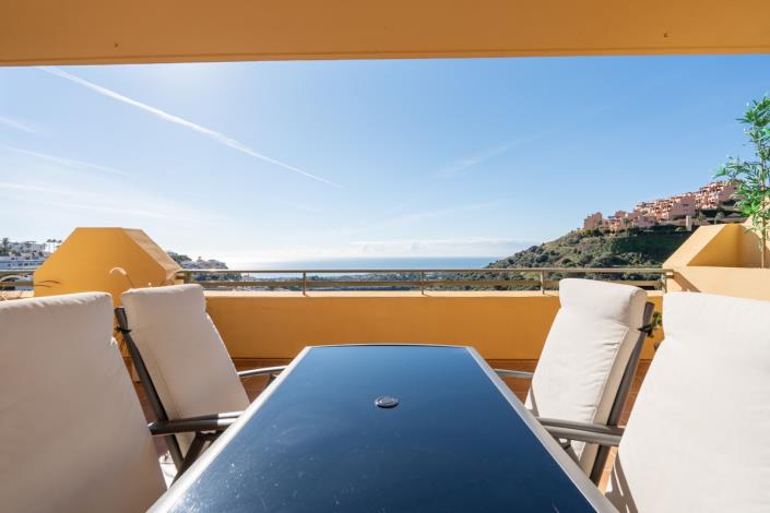 Image No.17-2 Bed Apartment for sale