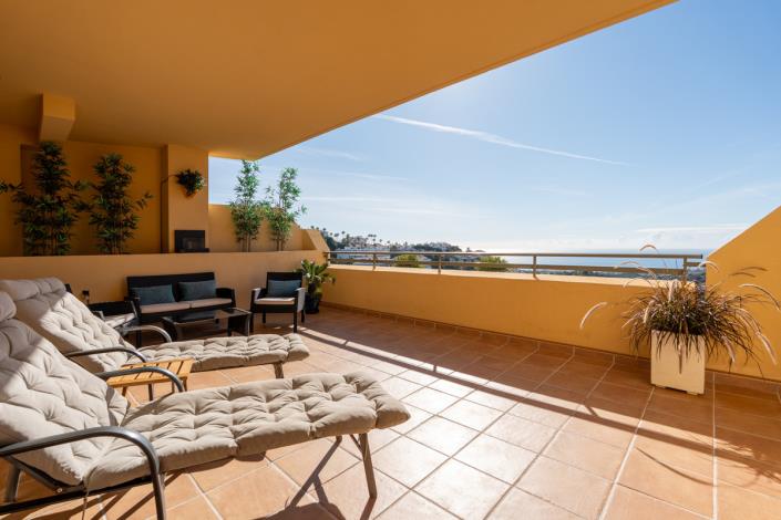 Image No.19-2 Bed Apartment for sale