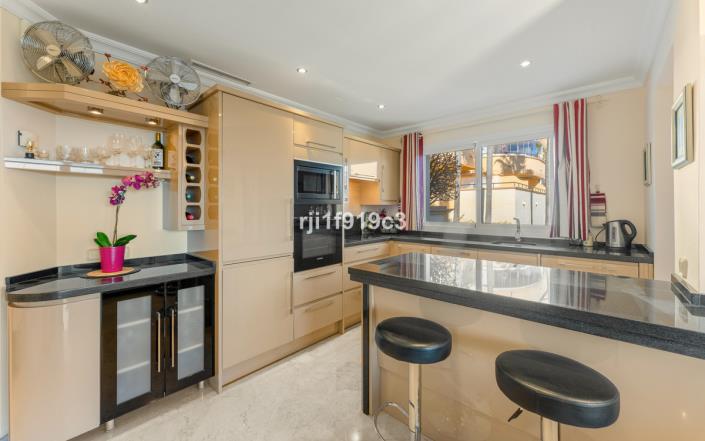 Image No.15-Appartement de 3 chambres à vendre à Elviria