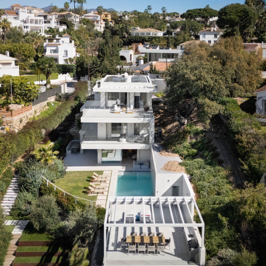 Image No.2-Villa / Détaché de 5 chambres à vendre à Elviria