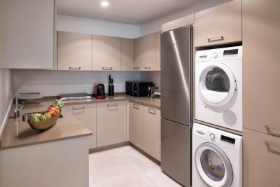 15-11d12f2f454f2f5e9b981fdd8b901d51