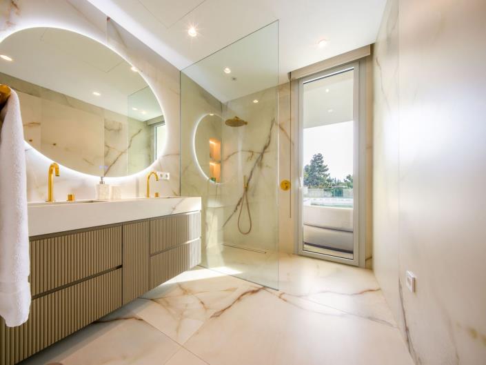 Image No.23-Villa / Détaché de 5 chambres à vendre à Elviria