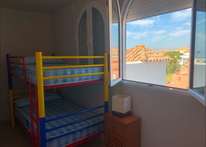 Image No.14-4 Bed Apartment for sale