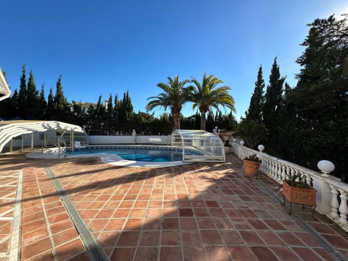 Image No.34-5 Bed Villa / Detached for sale