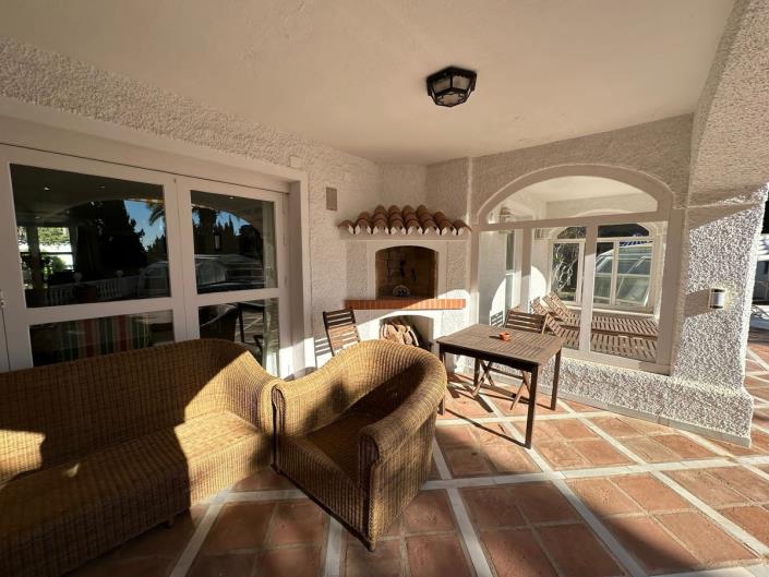 Image No.37-5 Bed Villa / Detached for sale