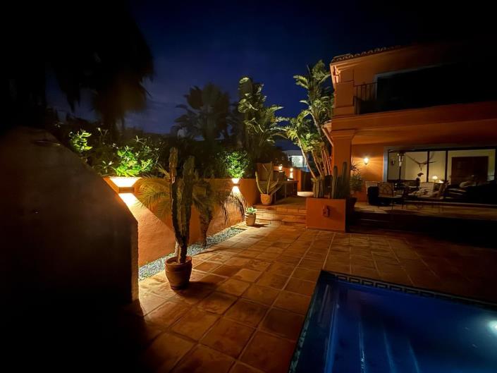 Image No.37-3 Bed Villa / Detached for sale