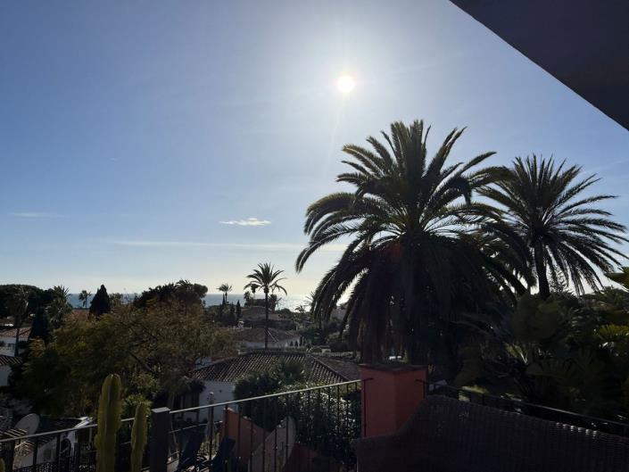 Image No.39-3 Bed Villa / Detached for sale