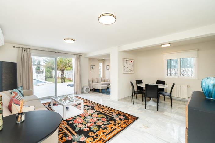 Image No.3-4 Bed Villa / Detached for sale