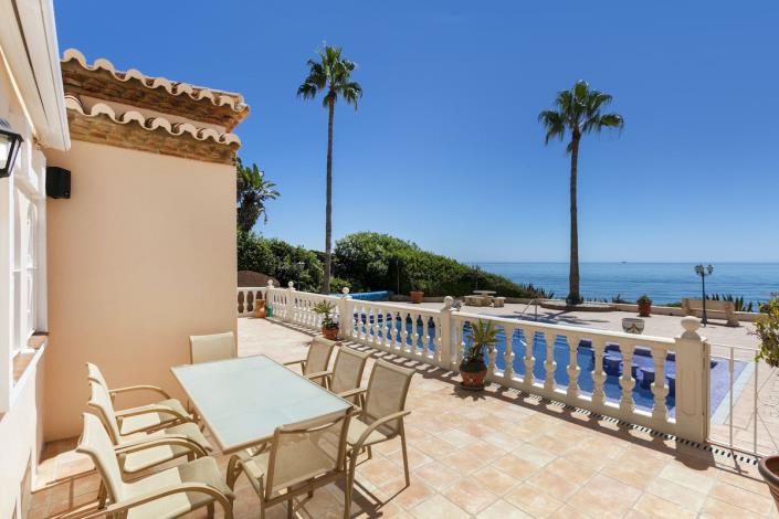 Image No.39-5 Bed Villa / Detached for sale