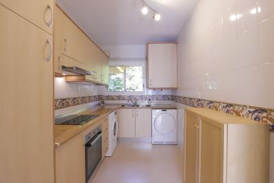 12-53013098fcab6c38b1379cd33298e050