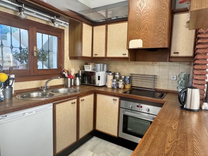 Image No.12-2 Bed Apartment for sale