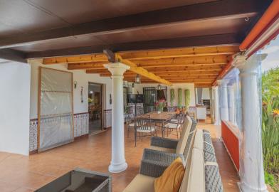 4-c23c0f86247804fa50226aecd8b0b2c8