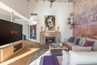 10-bb915d1cb19341576dcdc994b81ab9c5