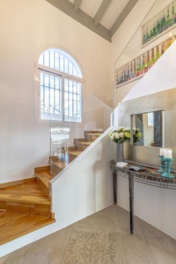 Image No.30-5 Bed Villa / Detached for sale