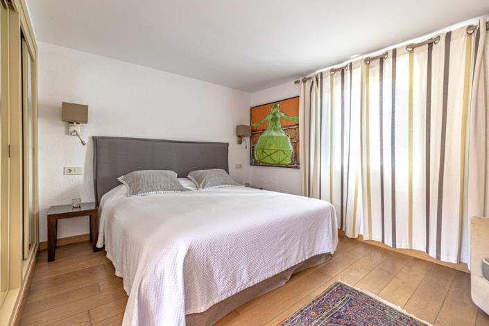 Image No.41-5 Bed Villa / Detached for sale