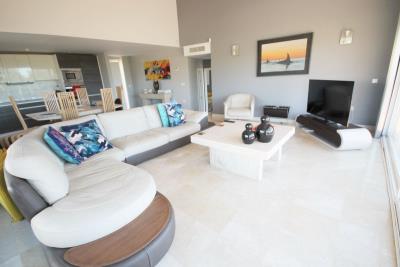 2-5bd7b9d04b45e33852eaf0ec6670150d