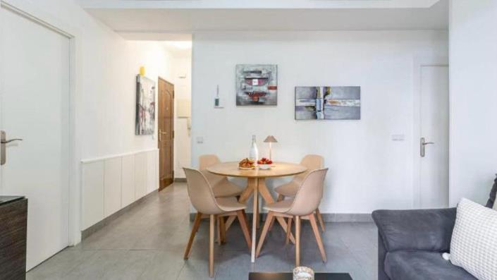 Image No.10-3 Bed Apartment for sale