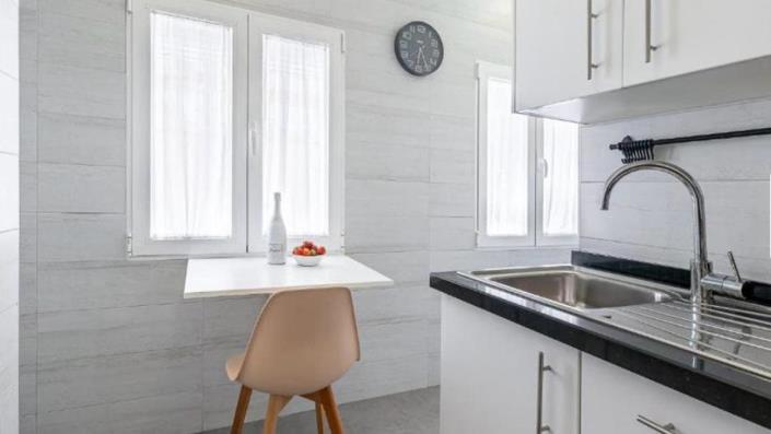 Image No.12-3 Bed Apartment for sale