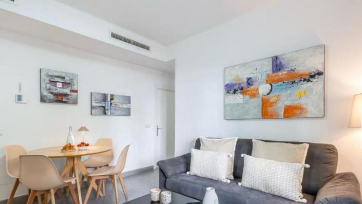 Image No.18-3 Bed Apartment for sale