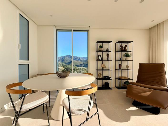 Image No.7-3 Bed Apartment for sale