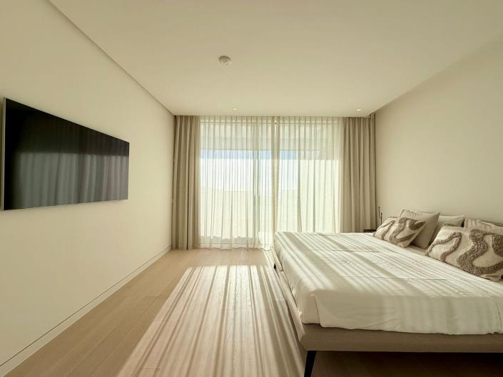 Image No.12-3 Bed Apartment for sale