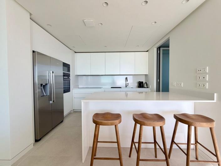 Image No.20-3 Bed Apartment for sale