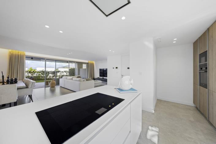 Image No.15-3 Bed Apartment for sale