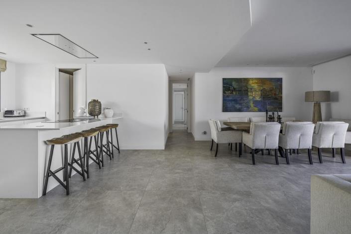 Image No.19-3 Bed Apartment for sale