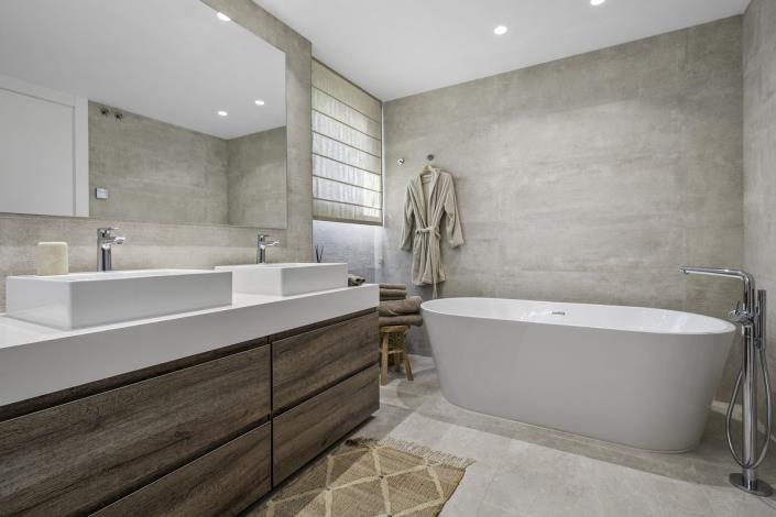 Image No.25-3 Bed Apartment for sale