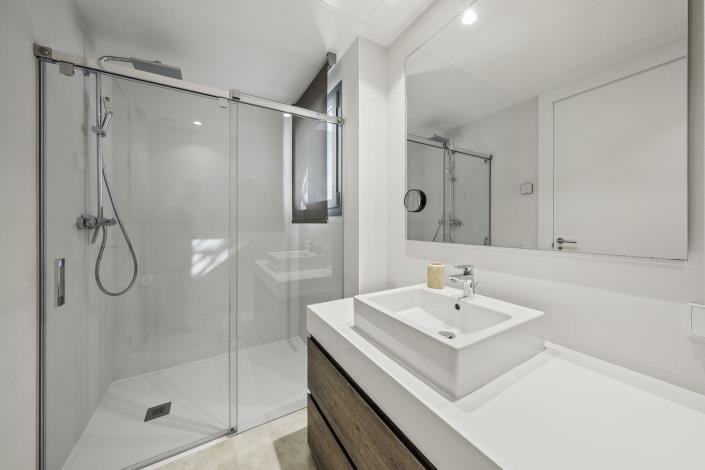 Image No.32-3 Bed Apartment for sale