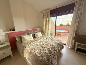 12-53013098fcab6c38b1379cd33298e050