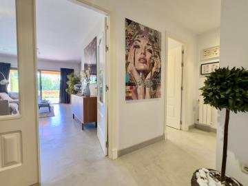 13-5fd73dea700db77384c091ca9818b1a9