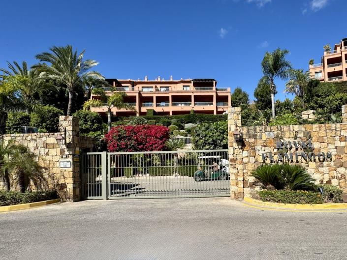 Image No.25-2 Bed Apartment for sale