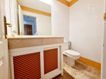 11-20939a0134ad724a8cb2a801094d15a4