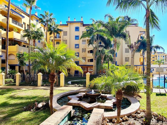 Image No.21-3 Bed Apartment for sale