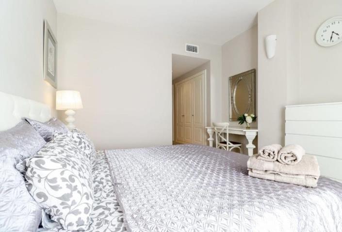 Image No.23-2 Bed Apartment for sale