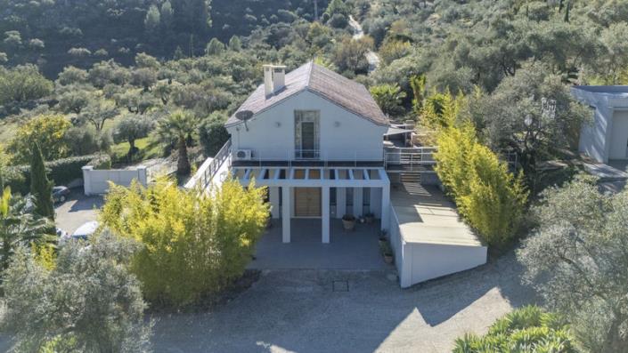 Image No.2-Villa / Détaché de 4 chambres à vendre à Monda