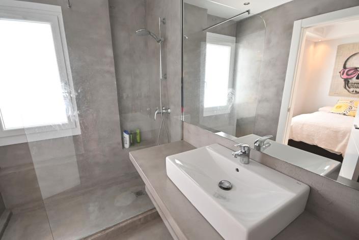 Image No.8-2 Bed Apartment for sale